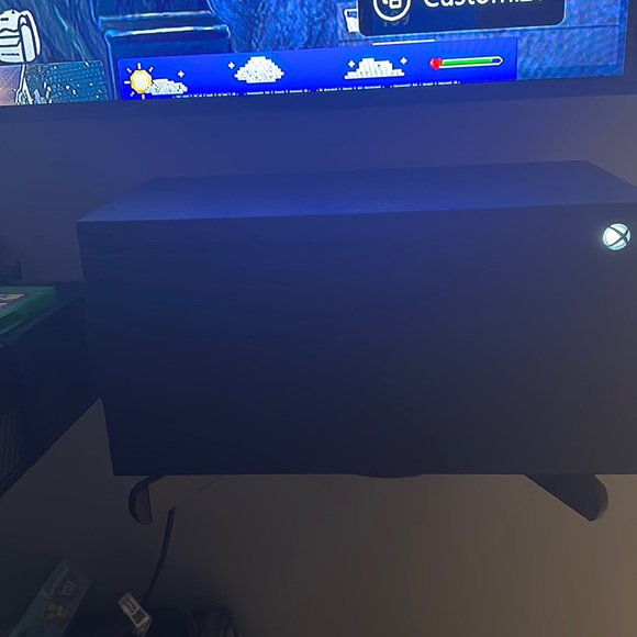 Xbox series x for sale it’s completely brand new - Picture 1 of 1